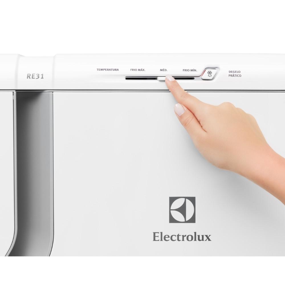 Geladeira Electrolux RE31 1 Porta Classe A 240L - 3