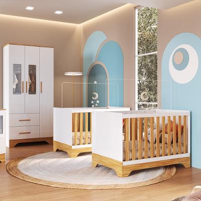 Quarto de Bebê com 2 Berço Mini Cama Guarda Roupa 3 Porta 2 Gavetas com Janela Popy Retrô Peroba