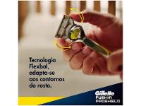 Aparelho de Barbear Recarregável Gillette Fusion5 - 17