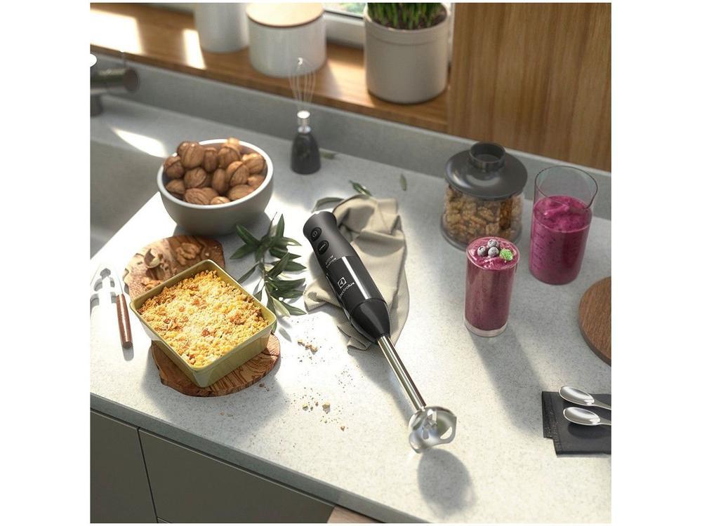Mixer Electrolux 3 em 1 Preto com Haste em Aço Inox 600W EIB20 - 23