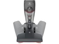 Aspirador de Pó Vertical Portátil Electrolux Filtro HEPA 1450W Ultra STK15