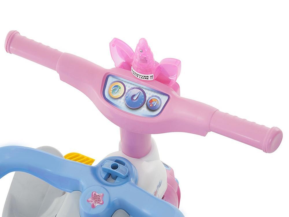 Triciclo Infantil Magic Toys com Empurrador - 12