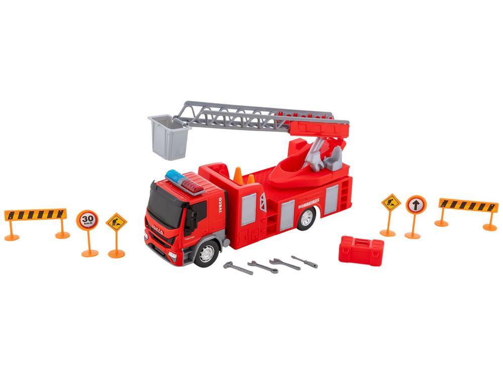 Caminhão de Bombeiro Iveco Tector Bombeiro - 1