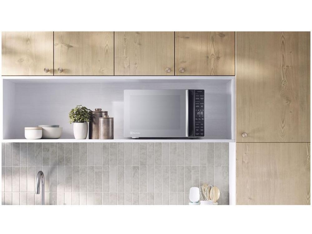 Micro-ondas Electrolux 36L Prata e Preto Espelhado Efficient ME36S - 8