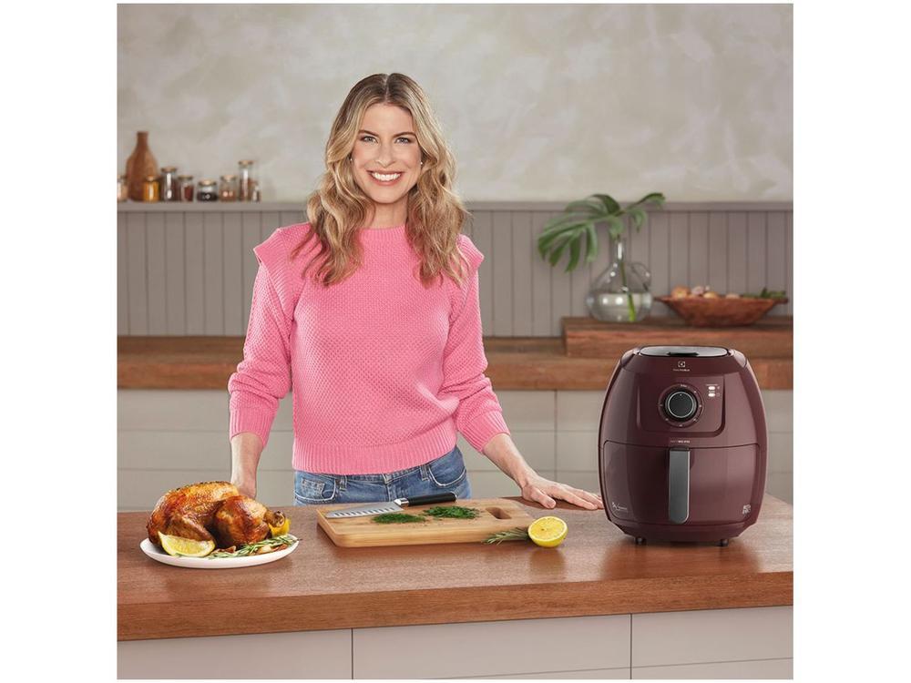 Air Fryer Electrolux Family Efficient EAF51 Dark Red 6,5L com Timer - 16