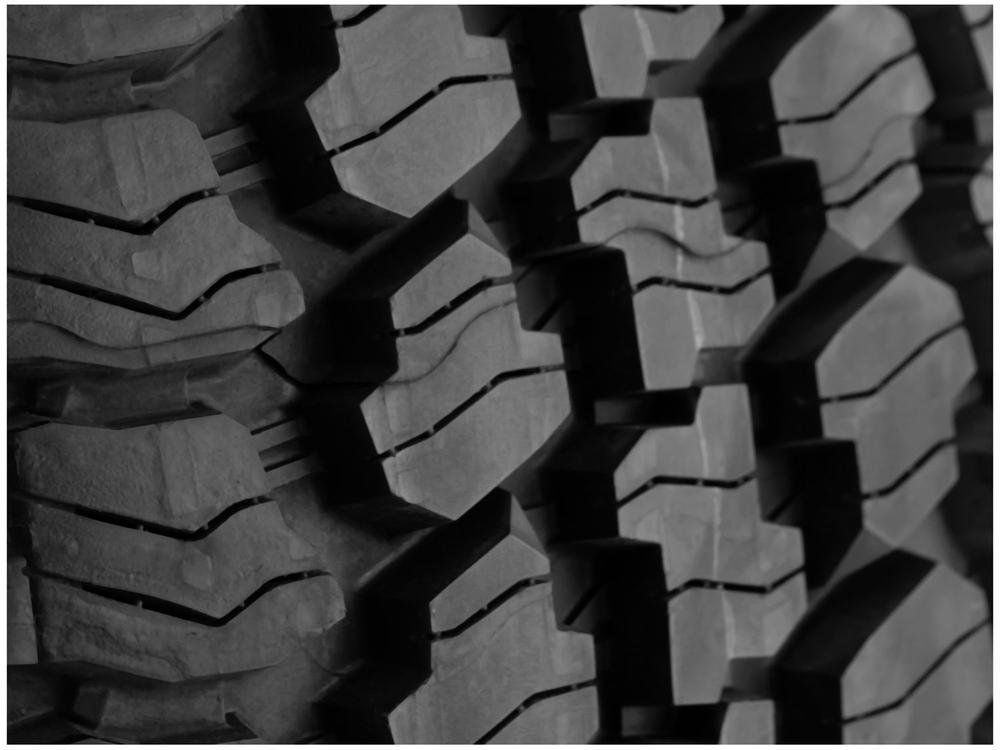 Pneu Aro 16” 255/70R16 Goodyear 111H AT 2 Direction 2 - 7