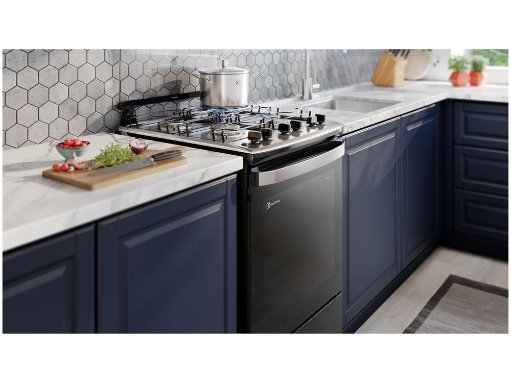 Fogão 4 Bocas Electrolux Preto com Timer VaporBake FE4TP - 3