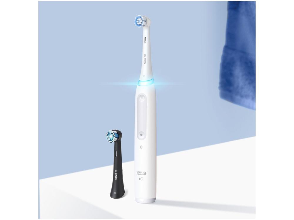 Escova de Dente Elétrica Recarregável Oral-B - 14
