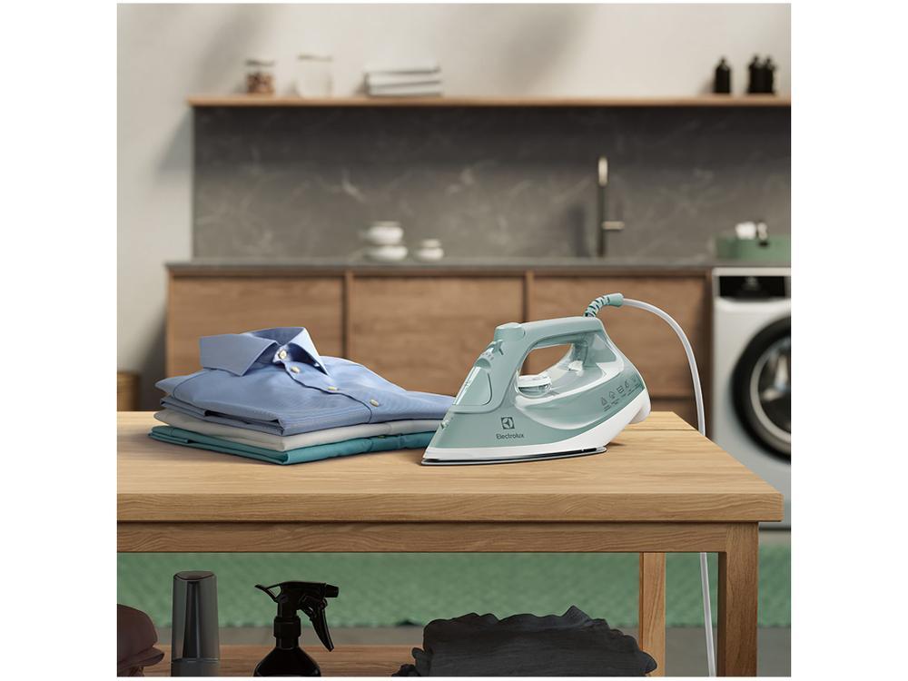 Ferro de Passar Roupa a Vapor e a Seco Electrolux Experience Care ESI51 Verde Claro - 4