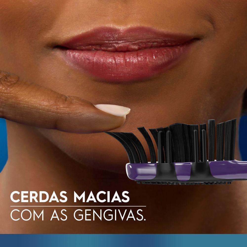 Escova de Dente Oral-B 5 Ações com Carvão 4 Unidades - 8