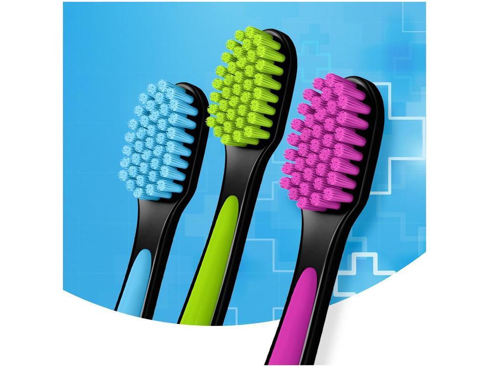 Escova de Dente Colgate Ultra Soft 3 Unidades - 10