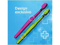 Escova de Dente Colgate Ultra Soft 3 Unidades - 12