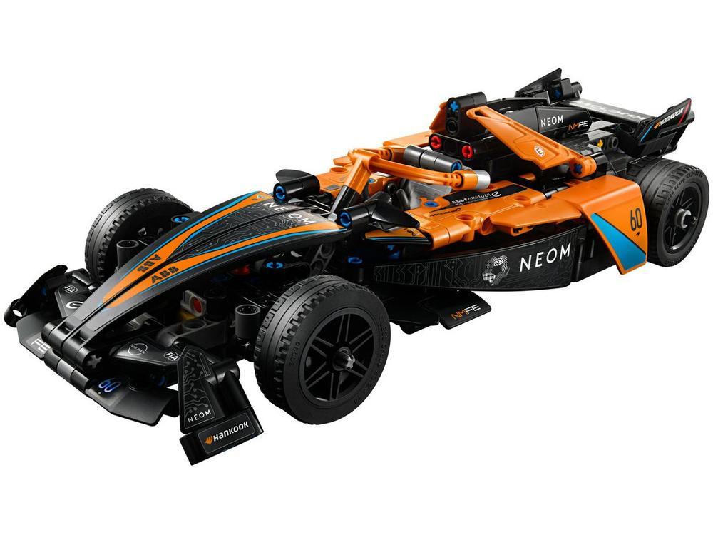 LEGO Technic Carro de Corrida NEOM McLaren - 3
