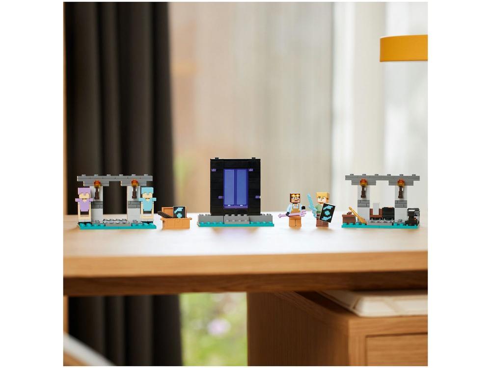LEGO Minecraft O Arsenal 21252  - 14