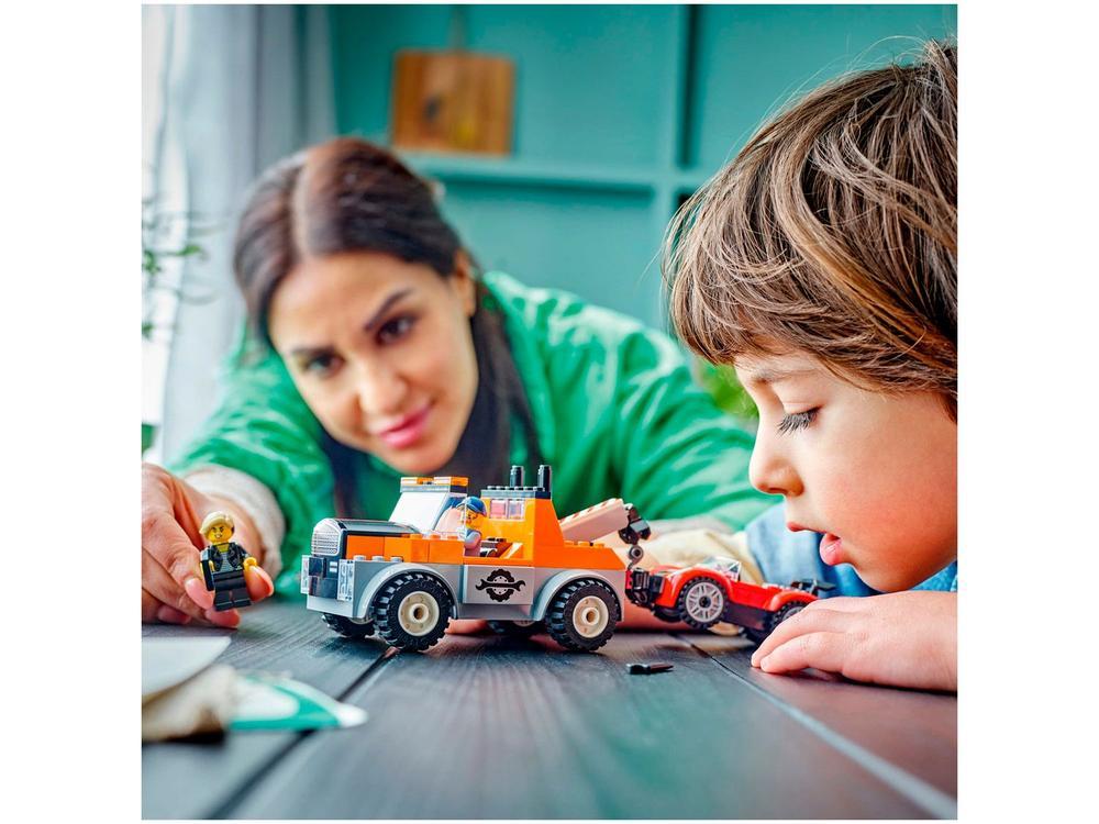 LEGO City Caminhão de Reboque e Conserto de Carro  - 2