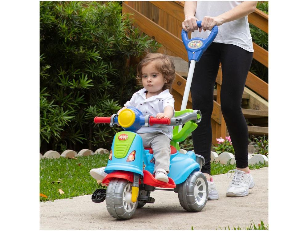 Triciclo Infantil com Empurrador Avespa Maral - 2