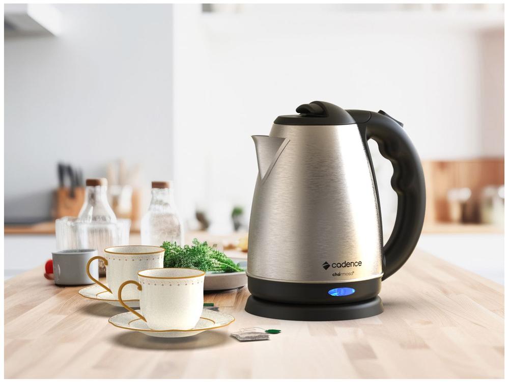 Chaleira Elétrica Cadence CEL821 Inox e Preto 1,8L - 11