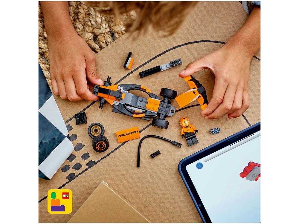 LEGO Piloto de F1 com Carro de Corrida da McLaren - 2