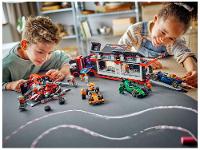 LEGO Caminhão de F1 com Carros de F1 RB20 e AMR24 - 2