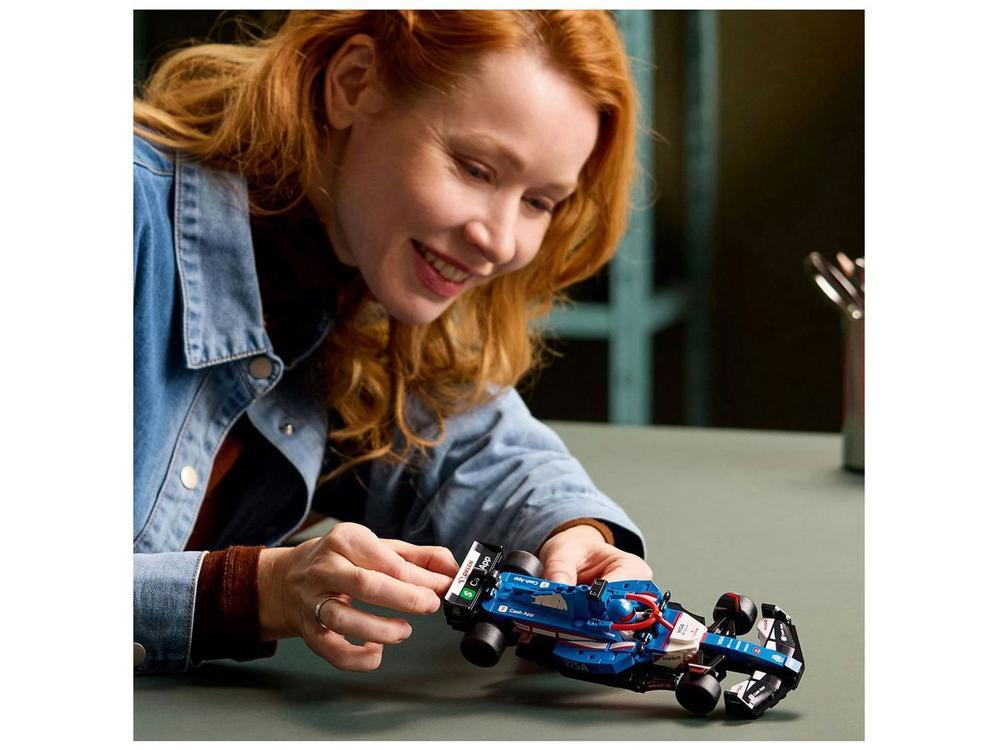 LEGO Speed Champions Carro de Corrida Visa Cash  - 3