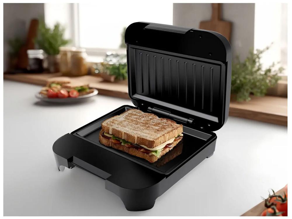Sanduicheira Grill Philco Preta Antiaderente PGR25A 750W - 6