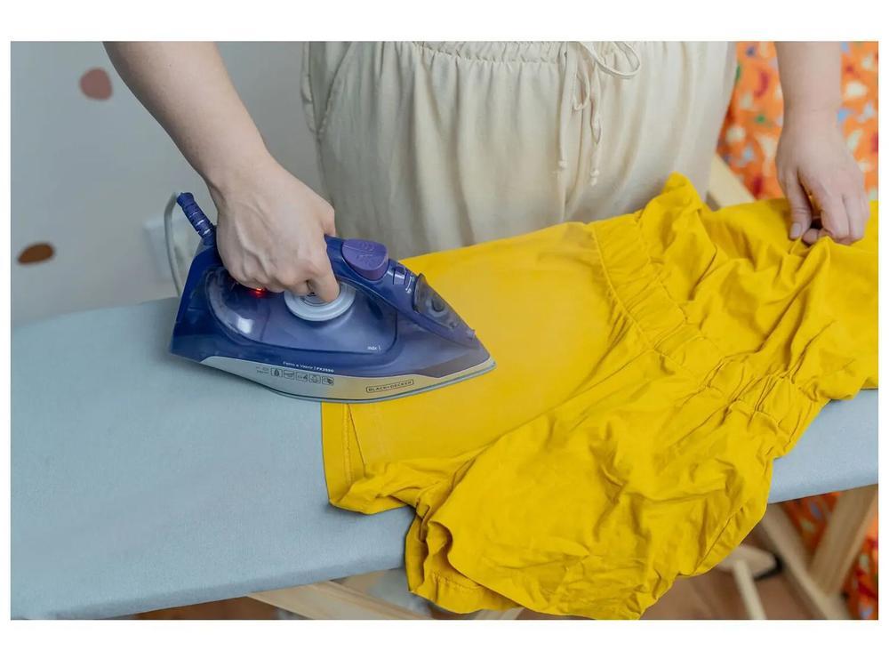 Ferro de Passar Roupa a Vapor e a Seco Black+Decker FX2550 Roxo e Branco - 5