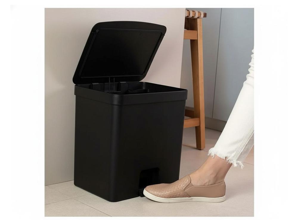 Lixeira para Cozinha com Pedal Basculante 20L Ou Trium - 2