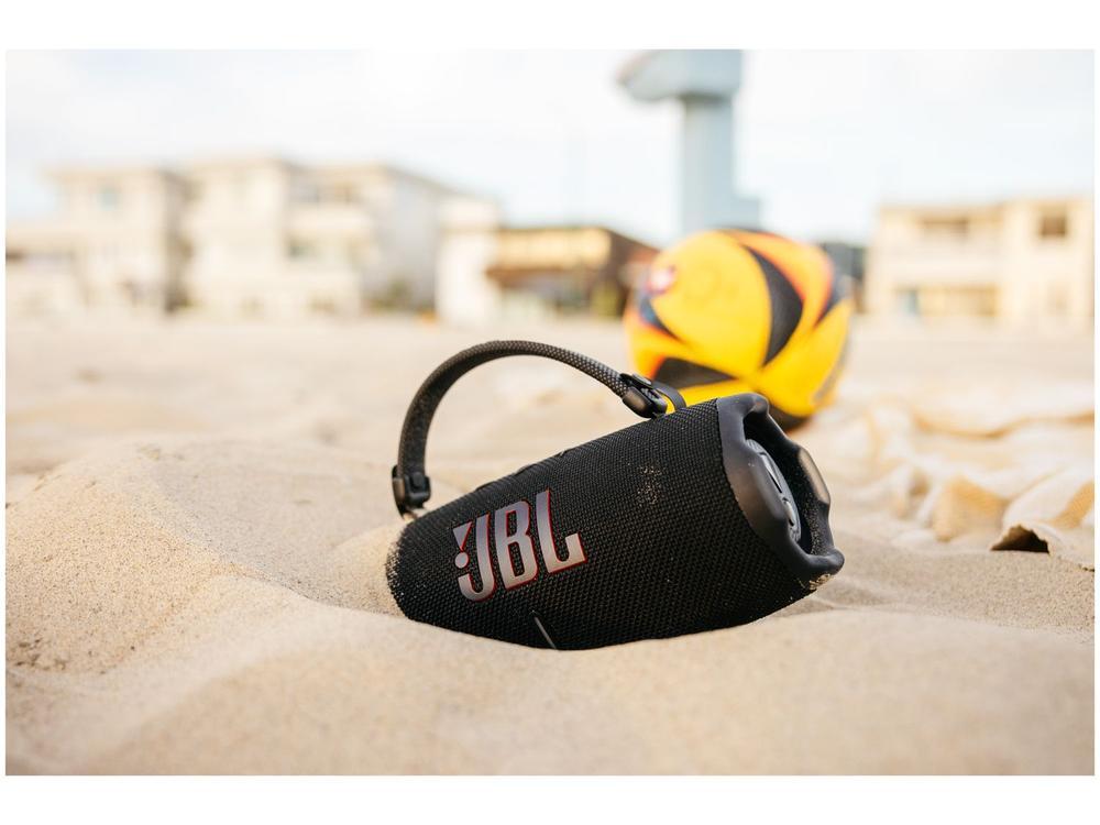 Caixa de Som JBL Charge 6 JBLCHARGE6BLKBR Bluetooth Amplificada Portátil IP68 30W RMS - 4