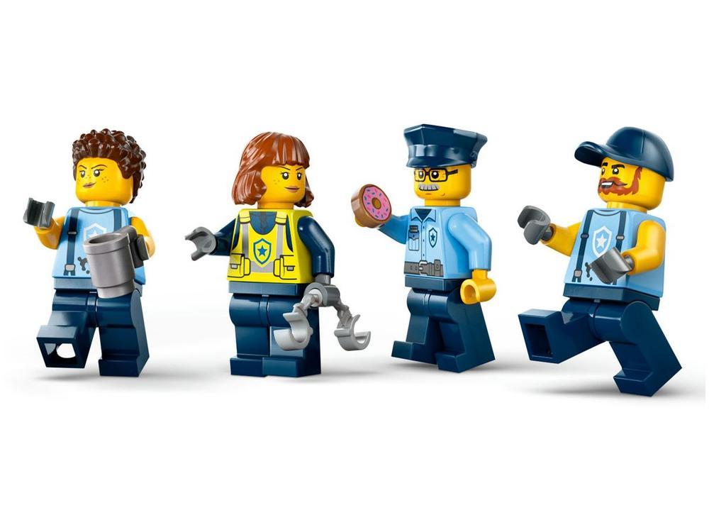 LEGO City Garagem Personalizada para Carros - 8