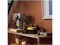 LEGO Escavadeira Volvo EC500 Hybrid 42215 - 6