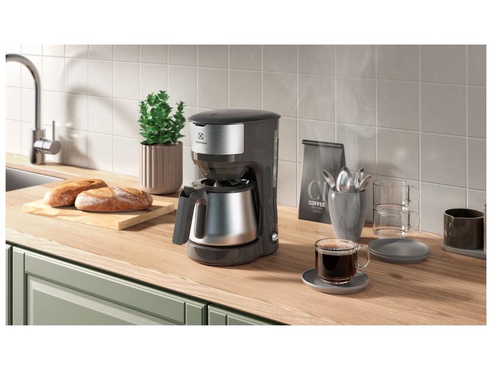 Cafeteira Elétrica Electrolux Efficient ECM22 Jarra Inox 30 Xícaras Preta 4911AOBR505 - 5