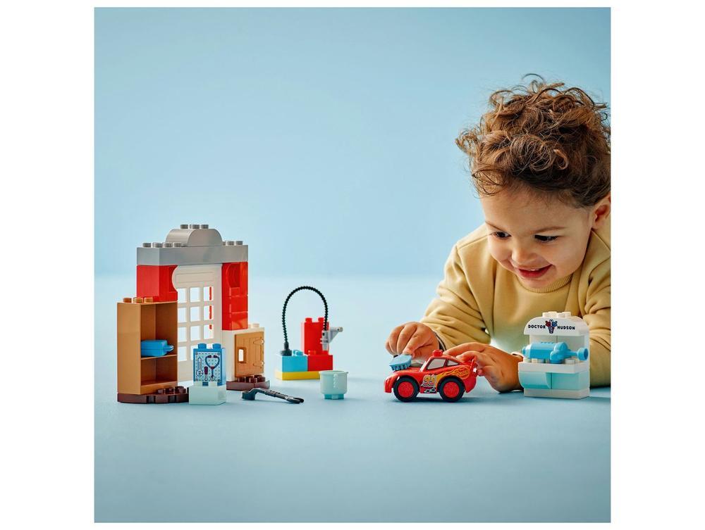 LEGO Visita de McQueen a Garagem do Doc 10456  - 2