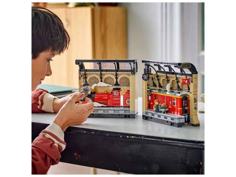 LEGO Aparador de Livros: O Expresso de Hogwarts - 3