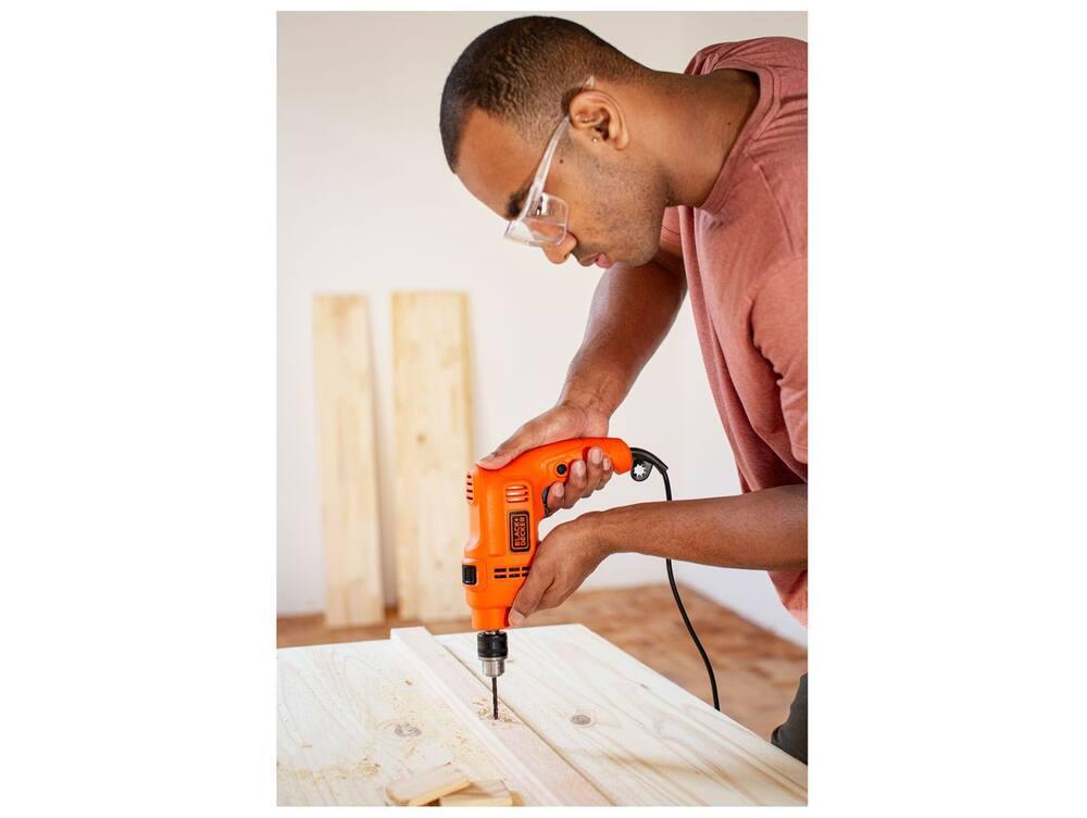 Furadeira de Impacto Black+Decker 550W BED710550 - 9