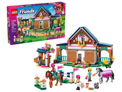 LEGO Friends Estábulo e Escola de Equitação