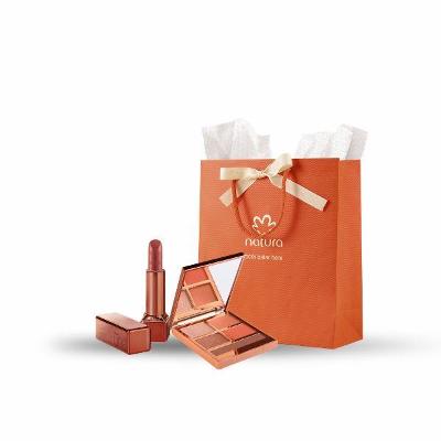 Kit Presente Coleção Una Nude 2C: Pro Palette de Sombras Nude 7g + Batom Hidratante FPS 25 Nude + Sacola de Presente P