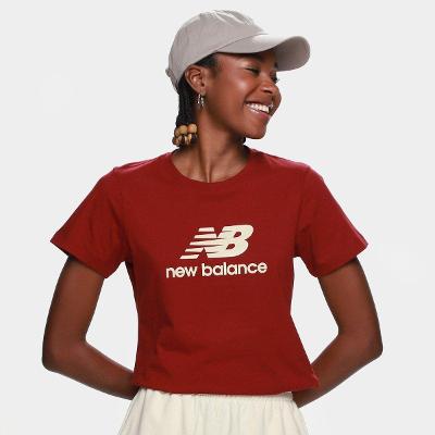 Camiseta New Balance Essentials Feminina