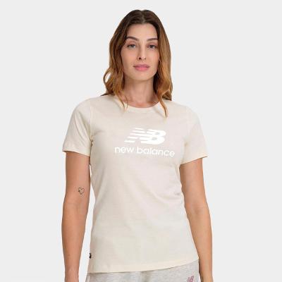 Camiseta New Balance Essentials Feminina