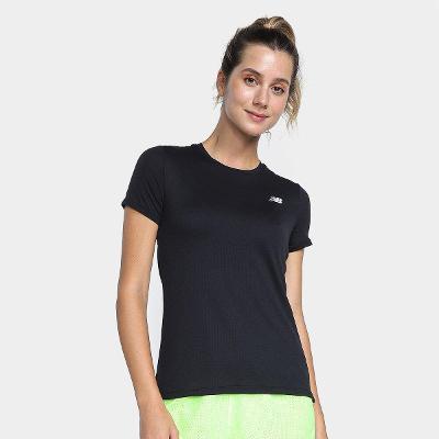 Camiseta New Balance Sport Essentials Feminina