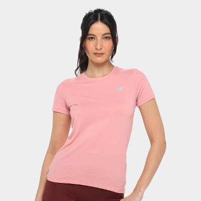 Camiseta New Balance Sport Essentials Feminina