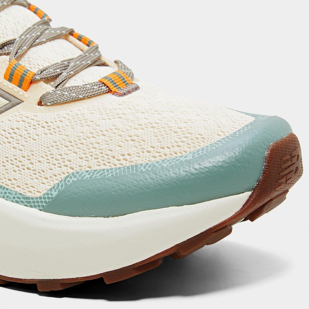 Tênis New Balance Fresh Foam Garoé V2 Feminino - 8