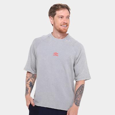 Camiseta Umbro Washed High Neck Boxy Masculino