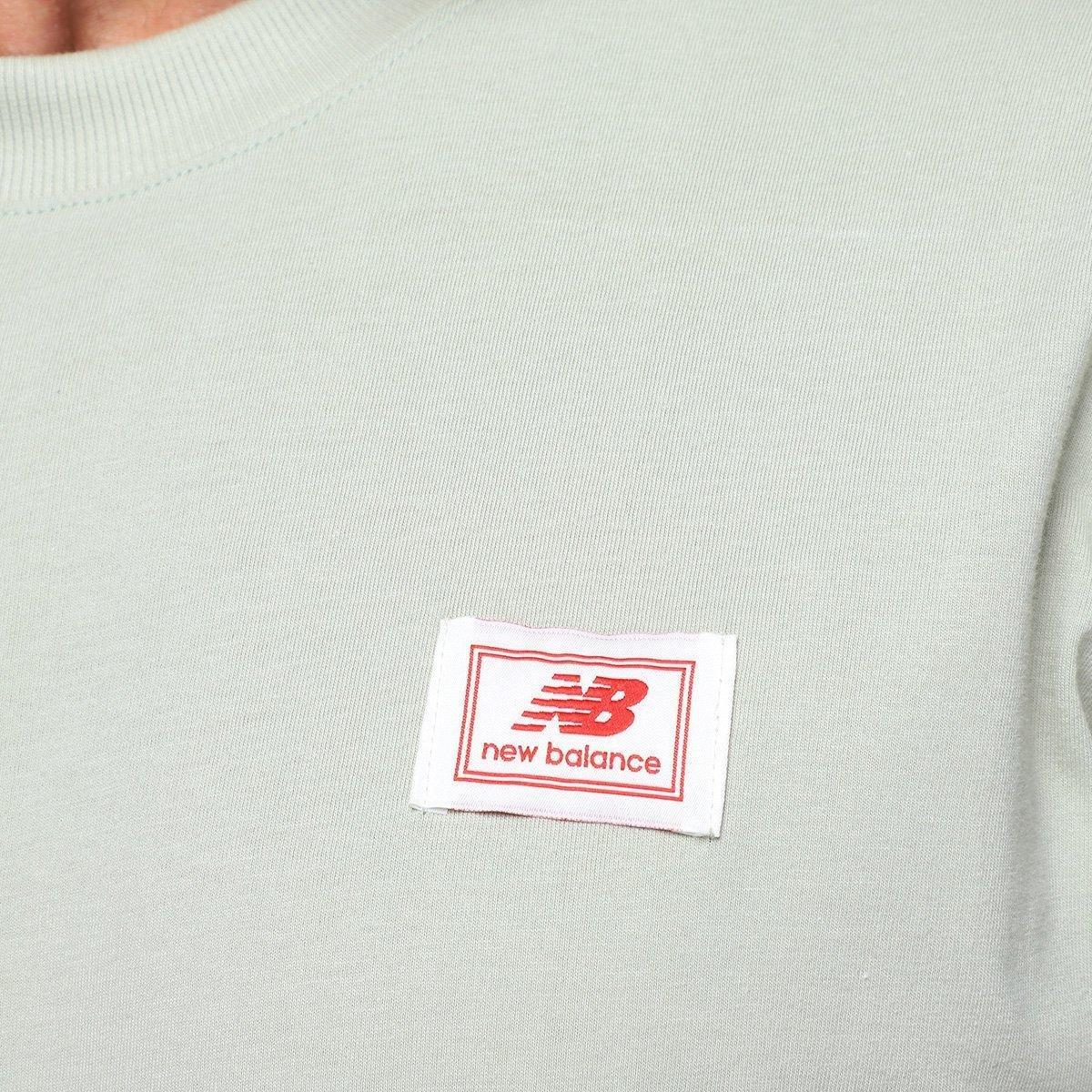 Camiseta New Balance Woven Label Masculina - 3