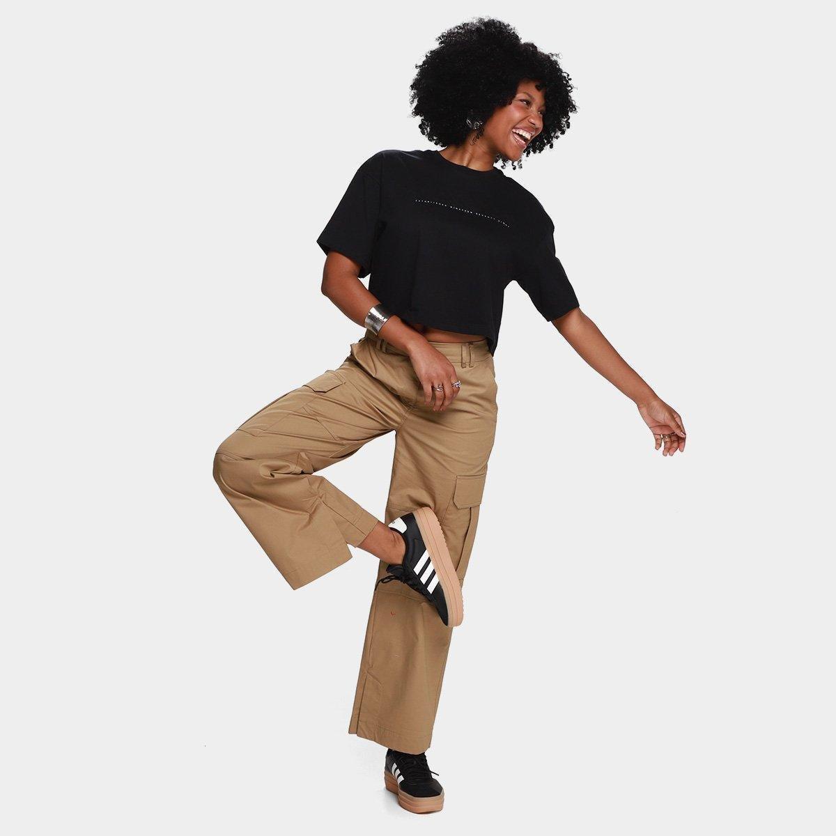 Camiseta Cropped Calvin Klein Embossed Feminina - 4