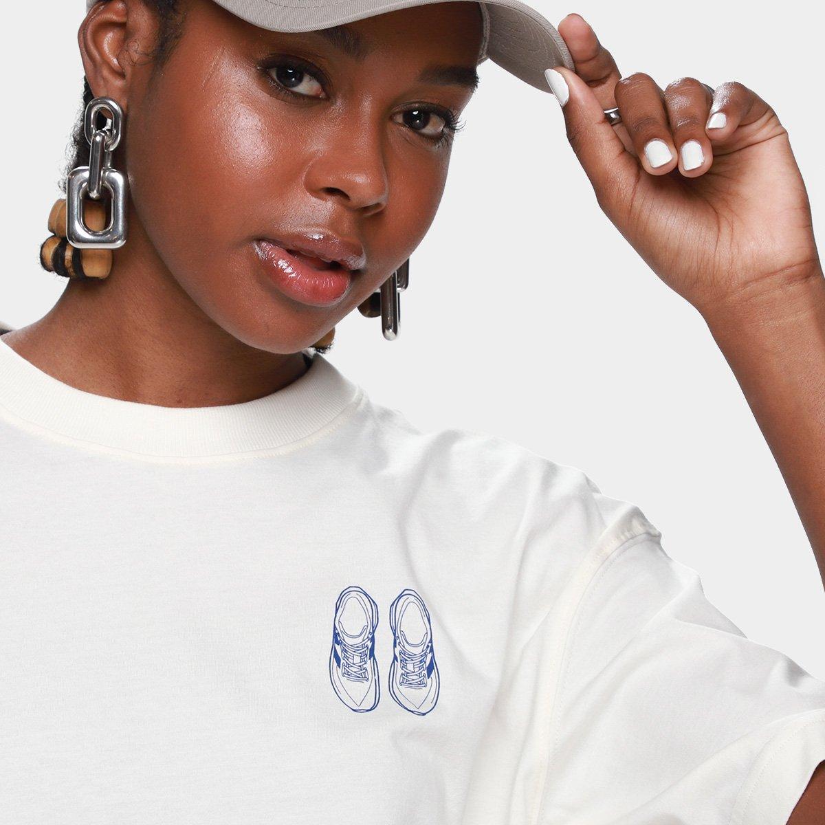 Camiseta New Balance Outfit Layout Feminina - 3