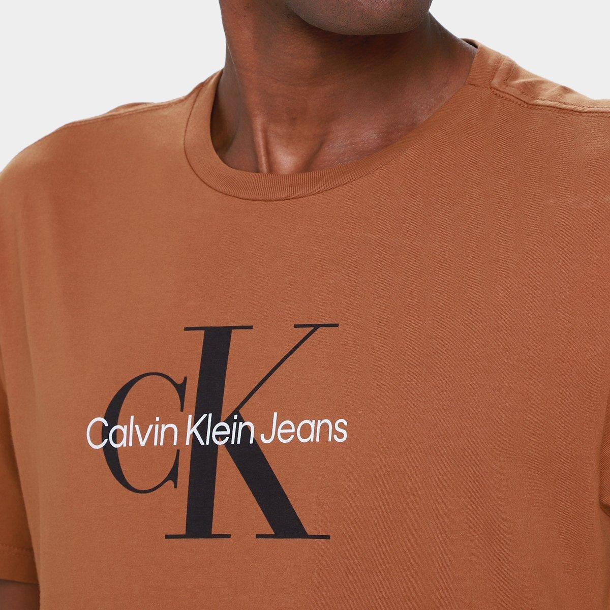 Camiseta Calvin Klein Re Issue Masculino - 3
