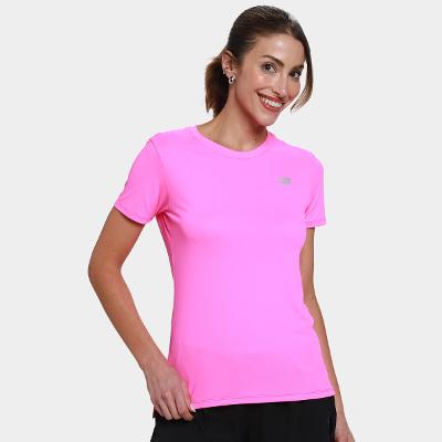 Camiseta New Balance Sport Essentials Feminina