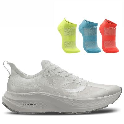 Kit Olympikus 1 tênis Corre 4 e 3 pares de meia cano invisível Neon