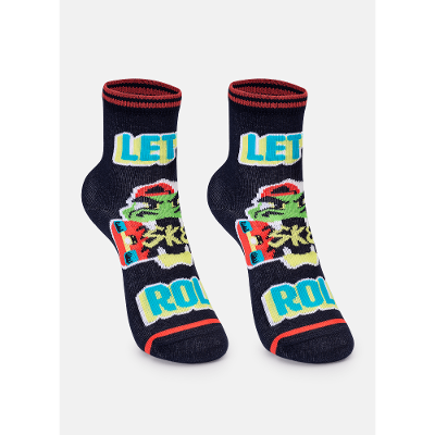 Meia Soquete Cano Curto Menino Dinossauro Skate