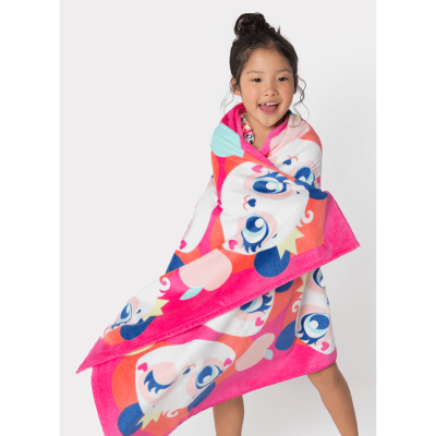 Toalha de Praia Menina Panda Romântico